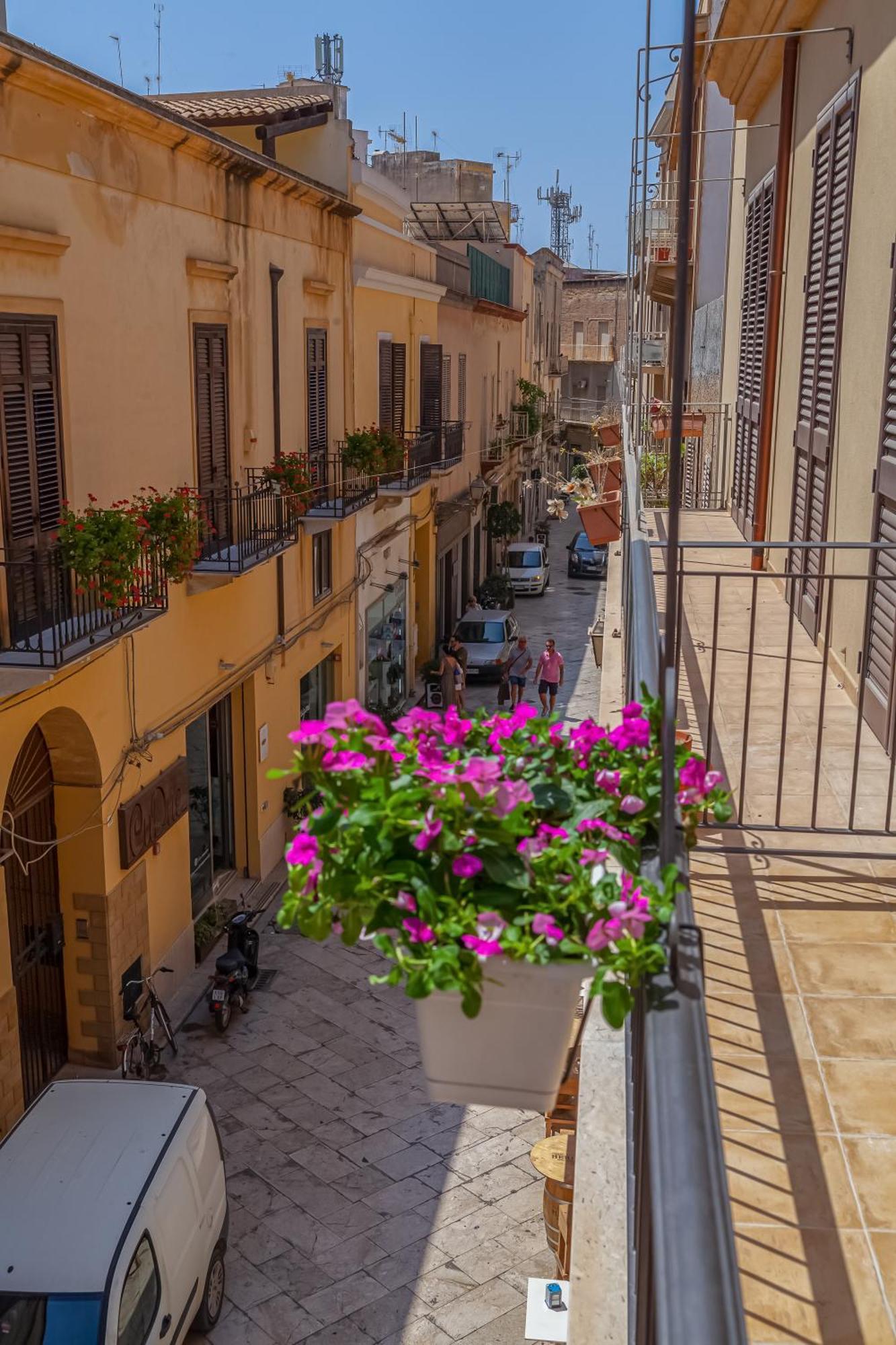 Isgro Rooms Marsala Exterior foto