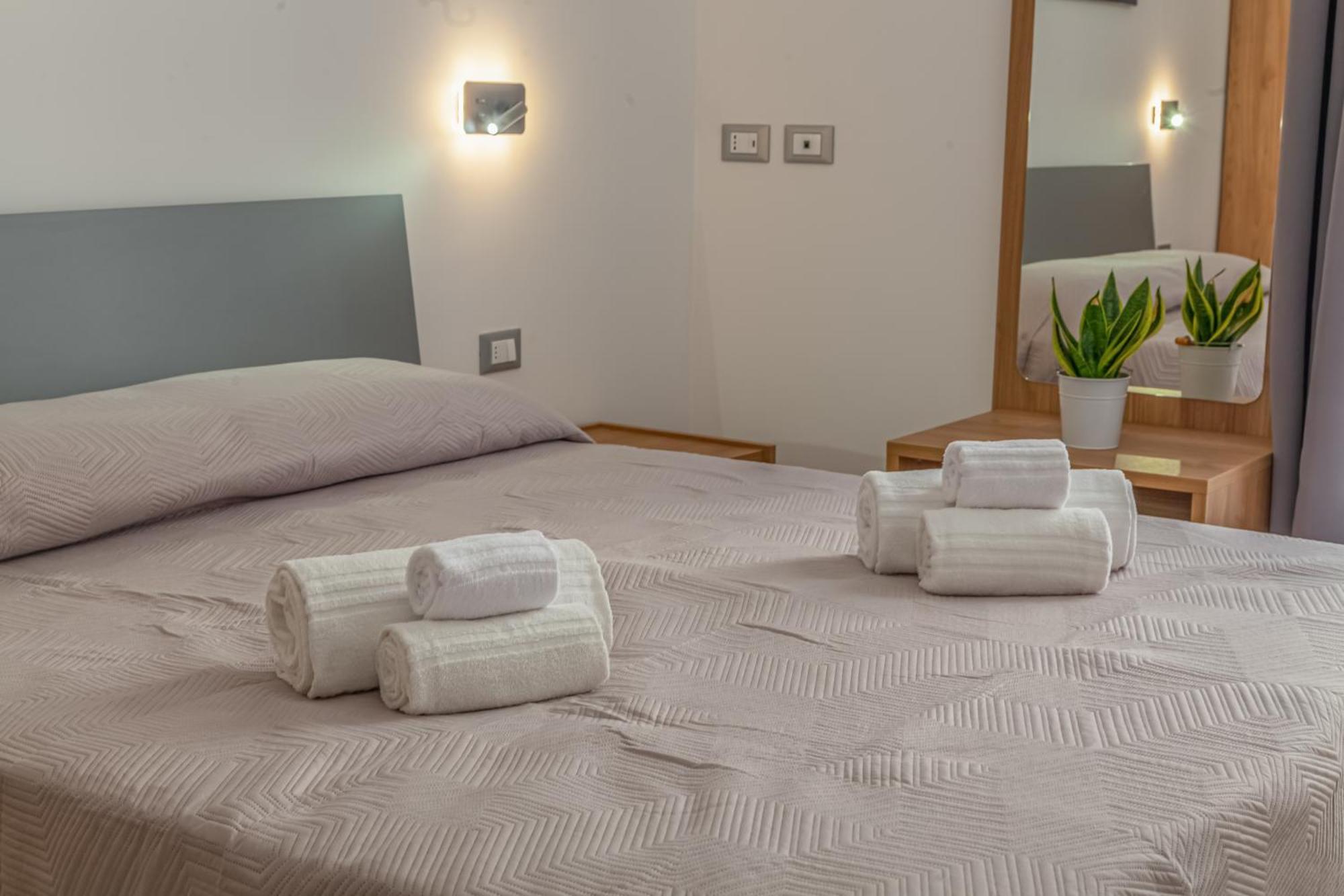 Isgro Rooms Marsala Exterior foto